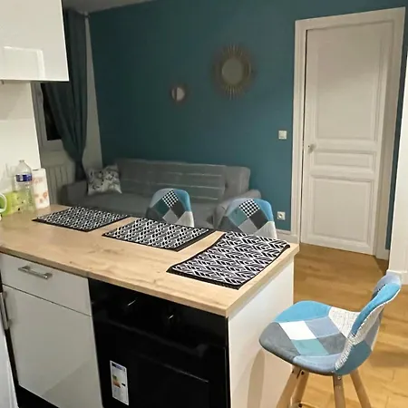 Vasil - Proche De Paris Apartment